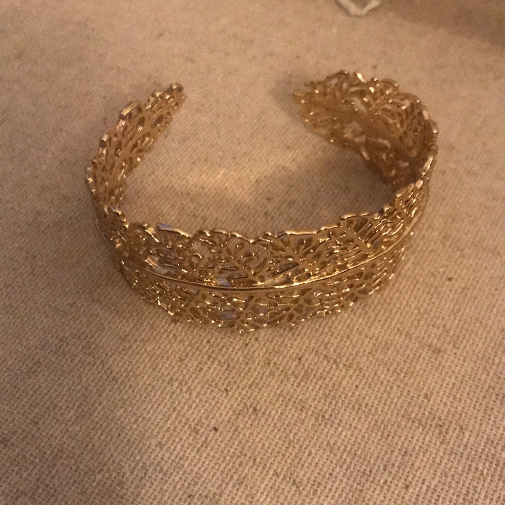 Grace Cuff - Picture 3 of 4